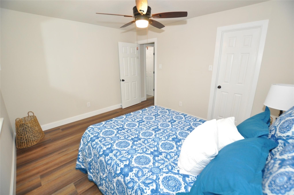 2655 Fountain View Street - Photo 15