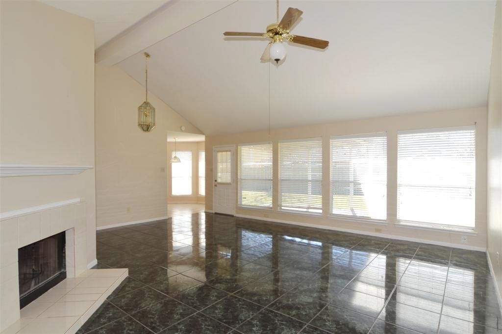 11514 Sagecreek Drive - Photo 8