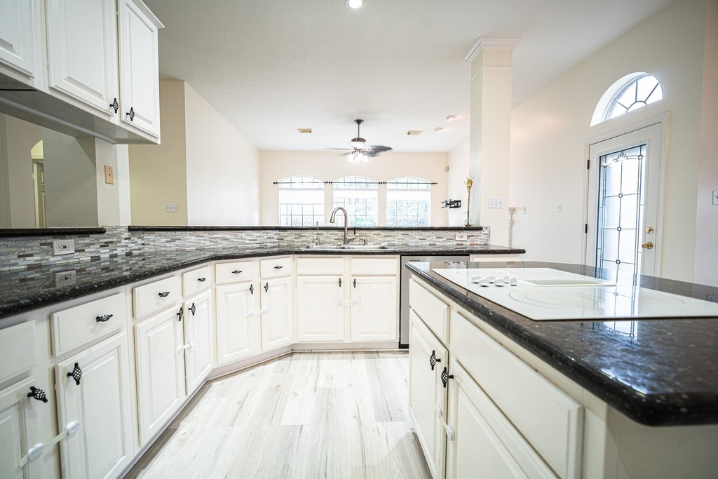 4503 Oak Valley Drive - Photo 12