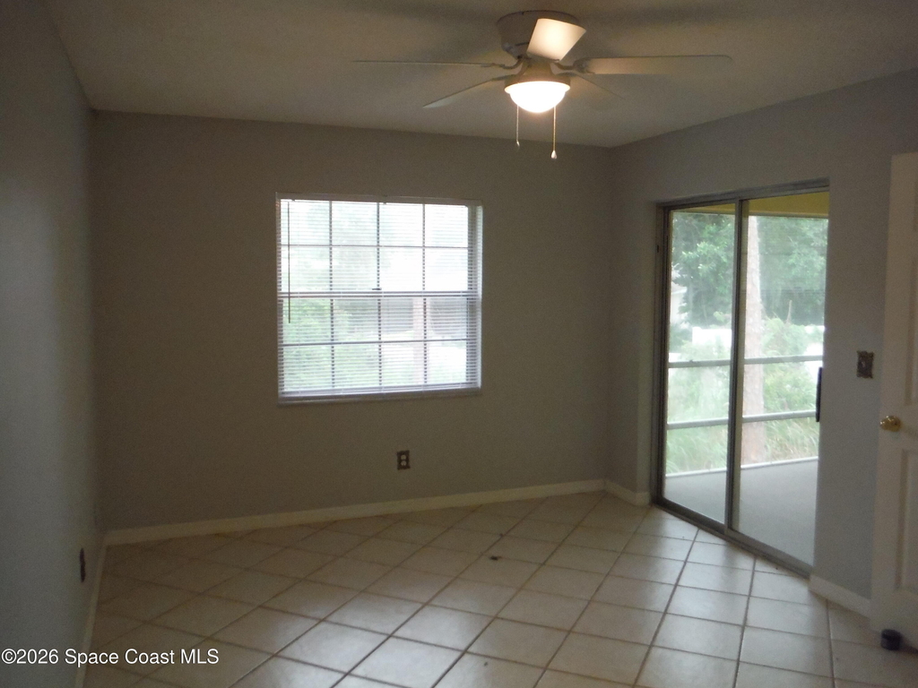3035 Sir Hamilton Circle - Photo 13