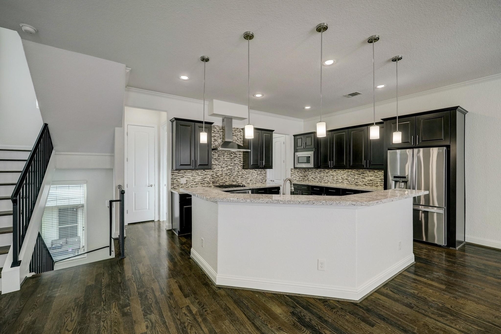 1518 Birdsall Street - Photo 5