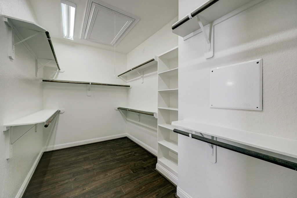 1518 Birdsall Street - Photo 14