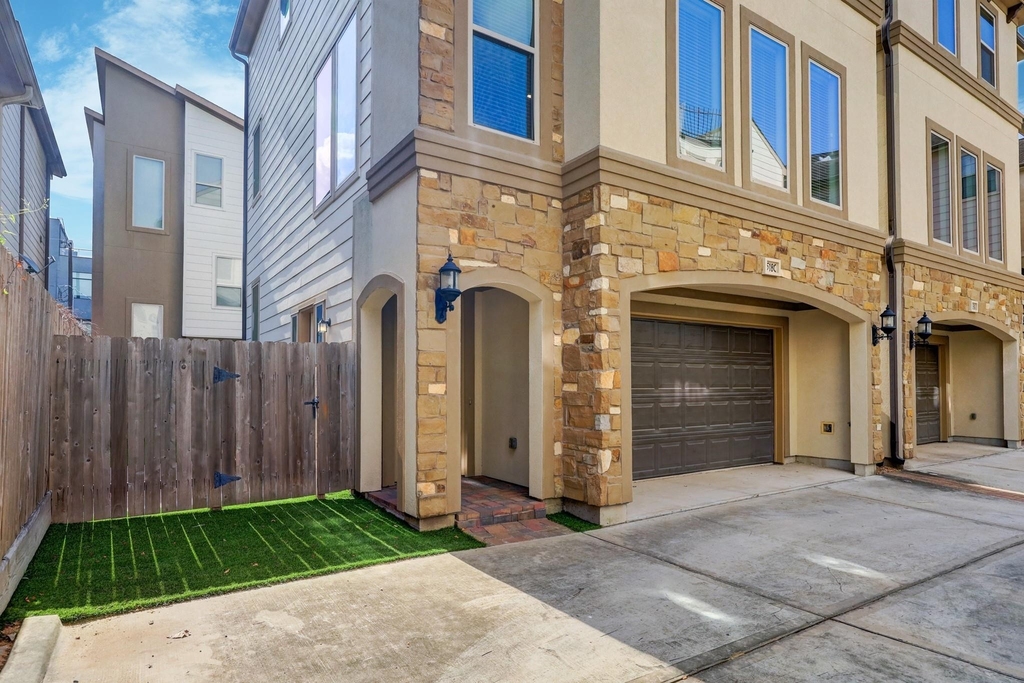 1518 Birdsall Street - Photo 24