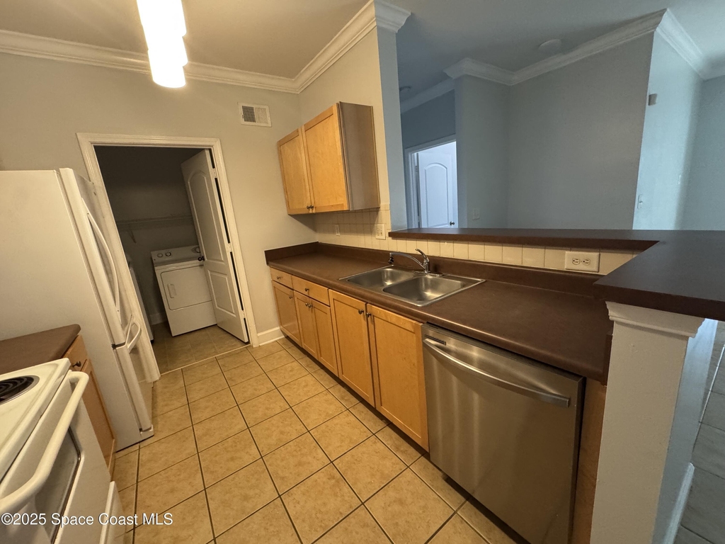 6441 Borasco Drive - Photo 4