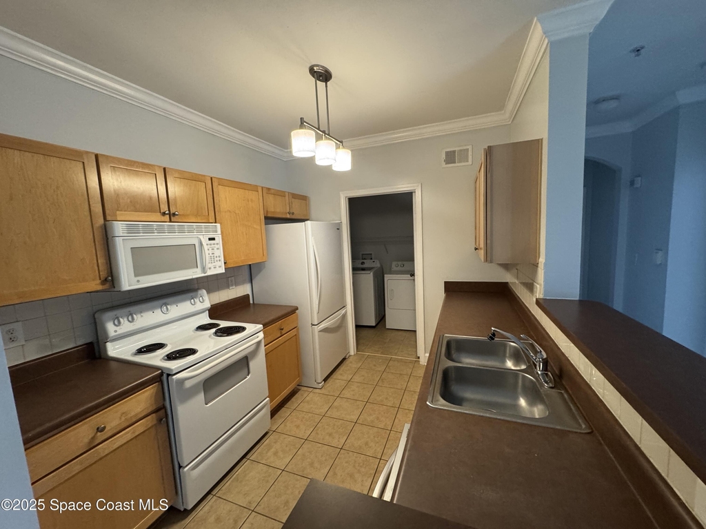 6441 Borasco Drive - Photo 5
