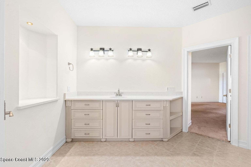 9235 Babcock Street Se - Photo 22