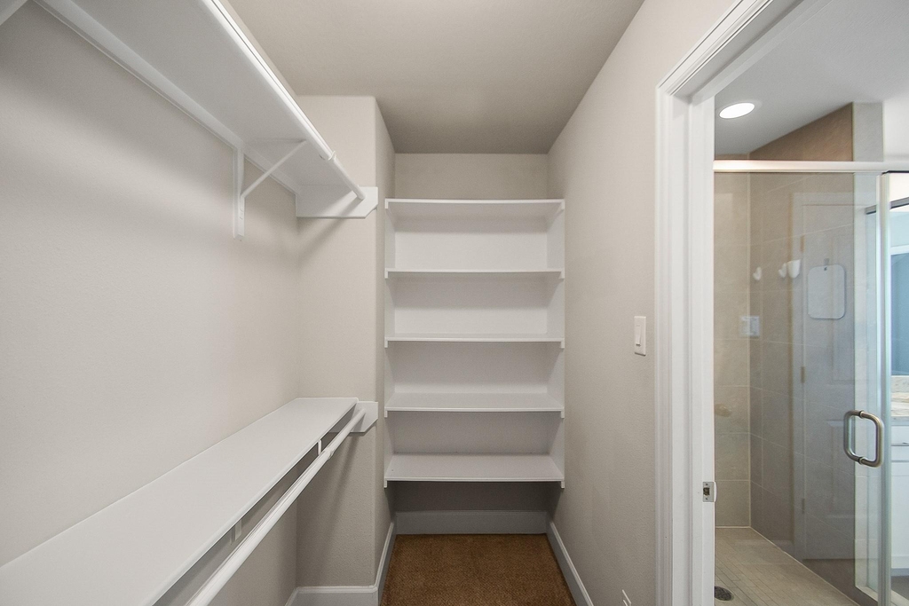 5328 Larkin Street - Photo 13