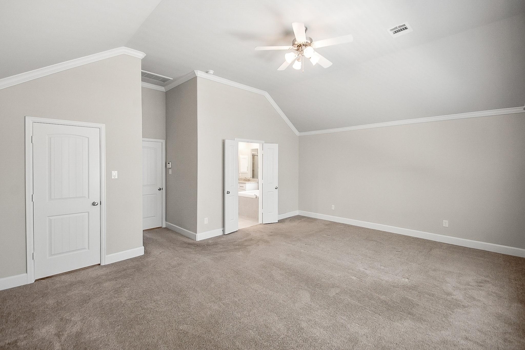 5328 Larkin Street - Photo 9