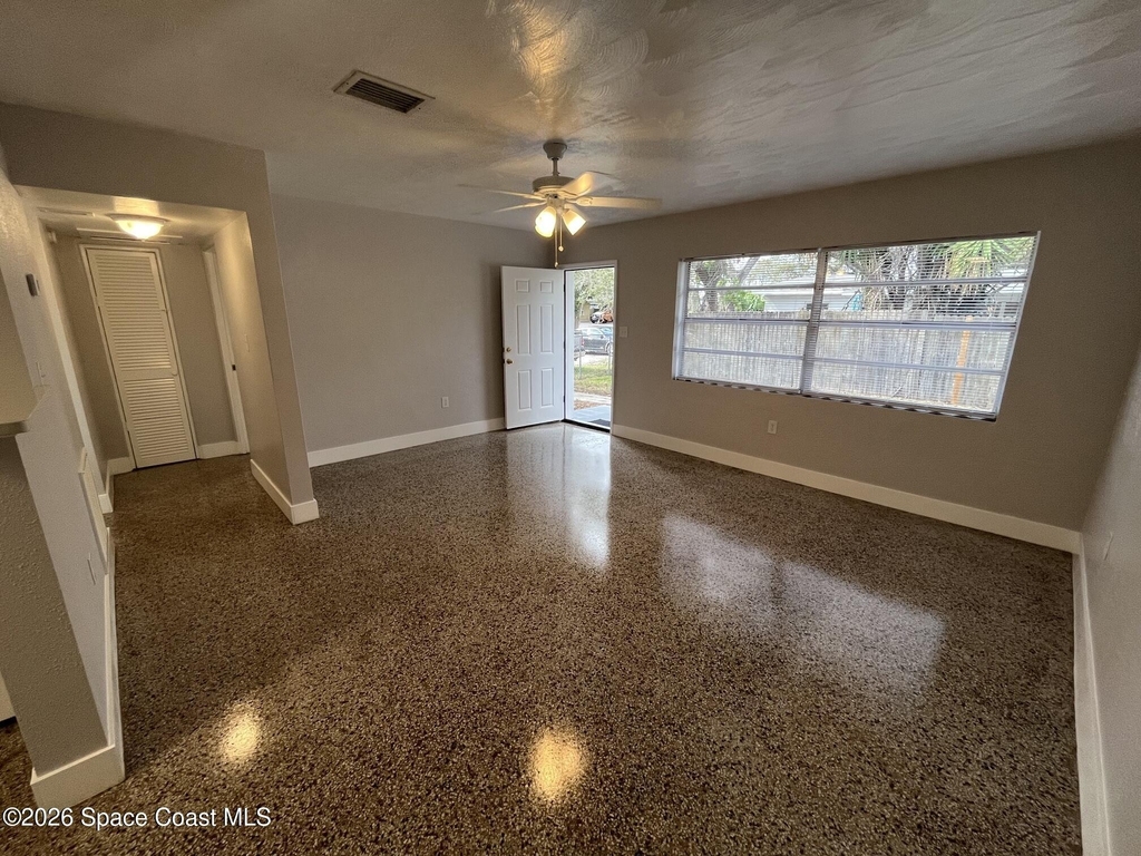 1805 Guava Avenue - Photo 3