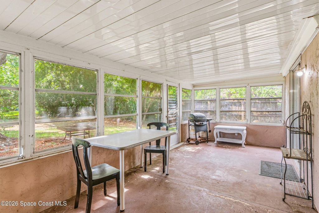 1265 Ethel Circle Ne - Photo 22