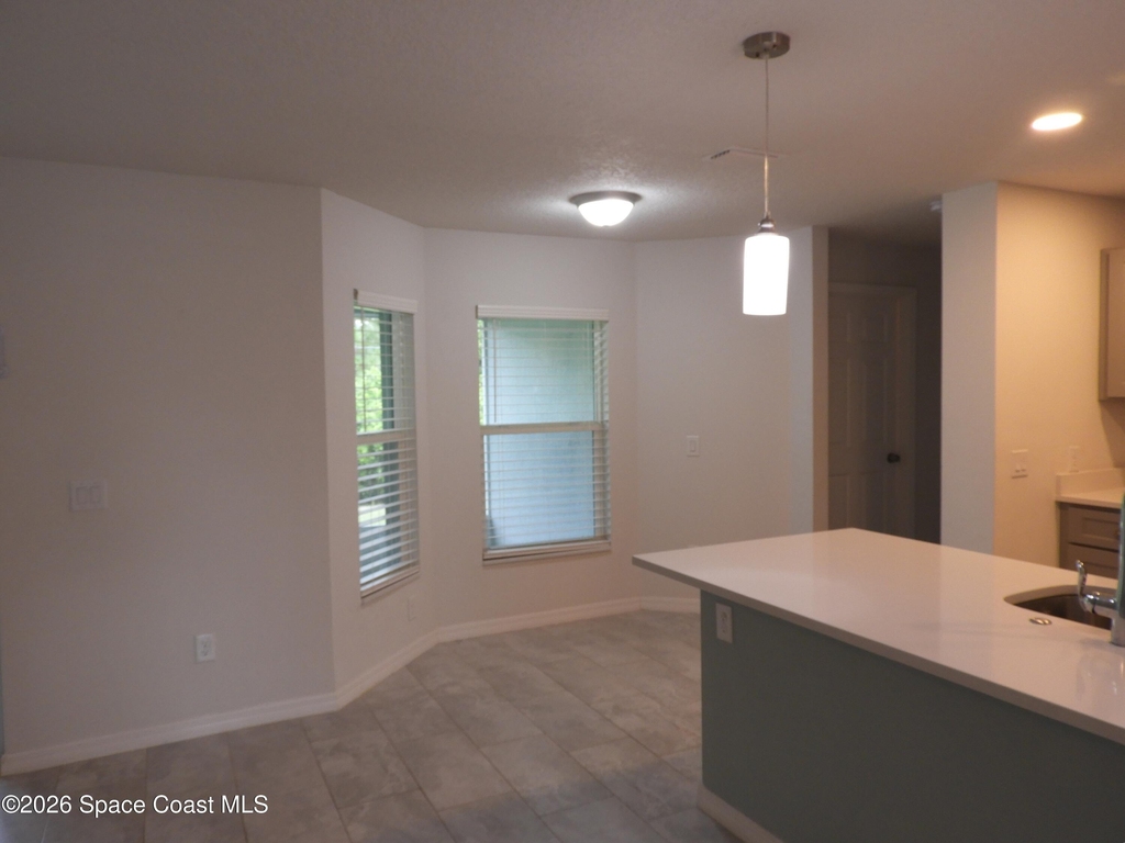 1530 Paley Circle Se - Photo 7