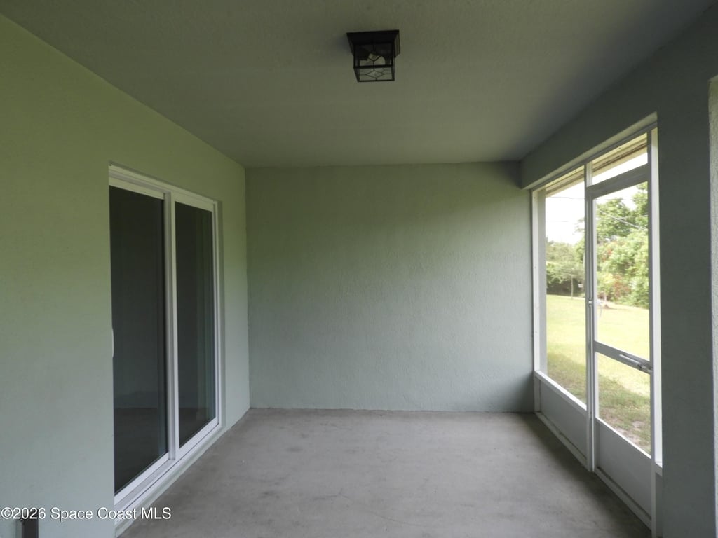 1530 Paley Circle Se - Photo 15