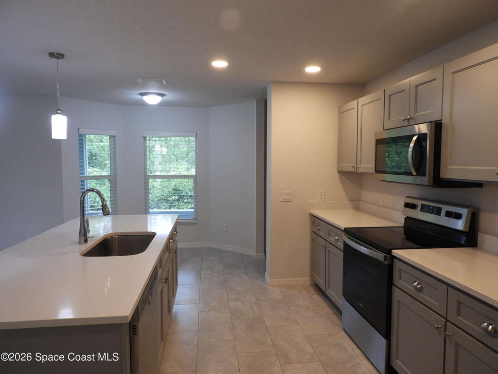 1530 Paley Circle Se - Photo 9