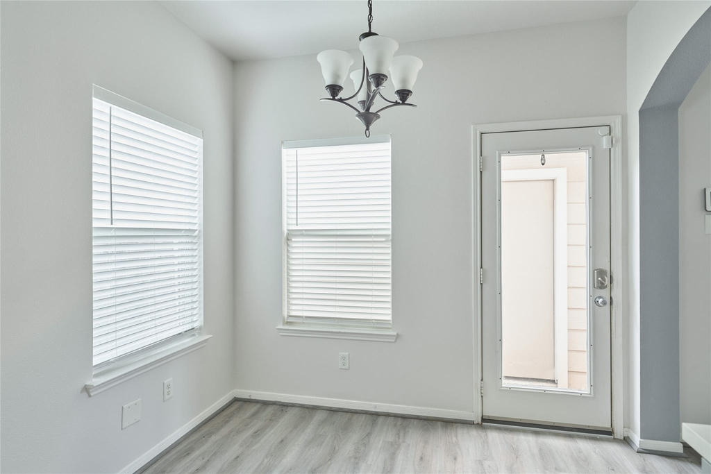 21718 Grassy Hill Lane - Photo 30