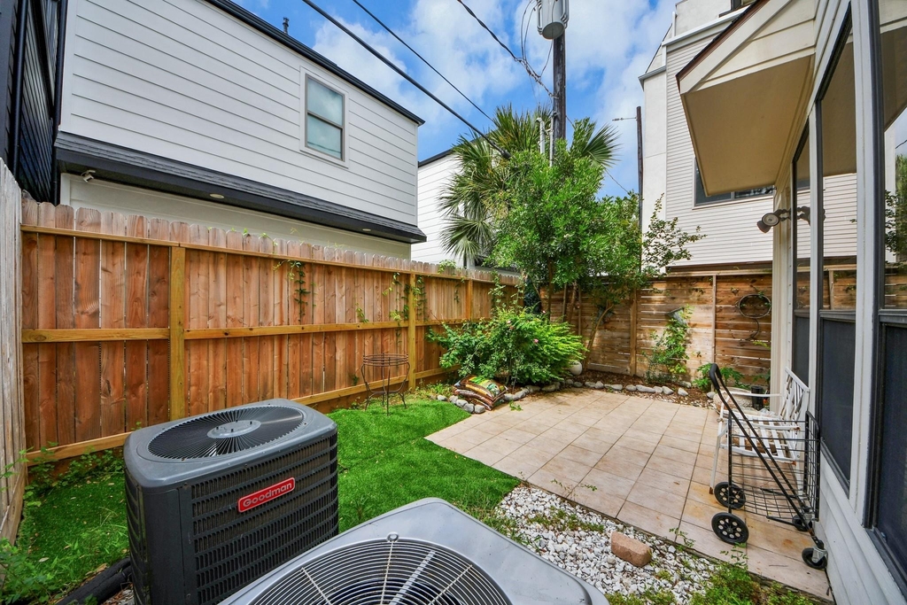 605 W Polk Street - Photo 39