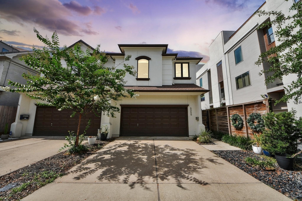605 W Polk Street - Photo 1