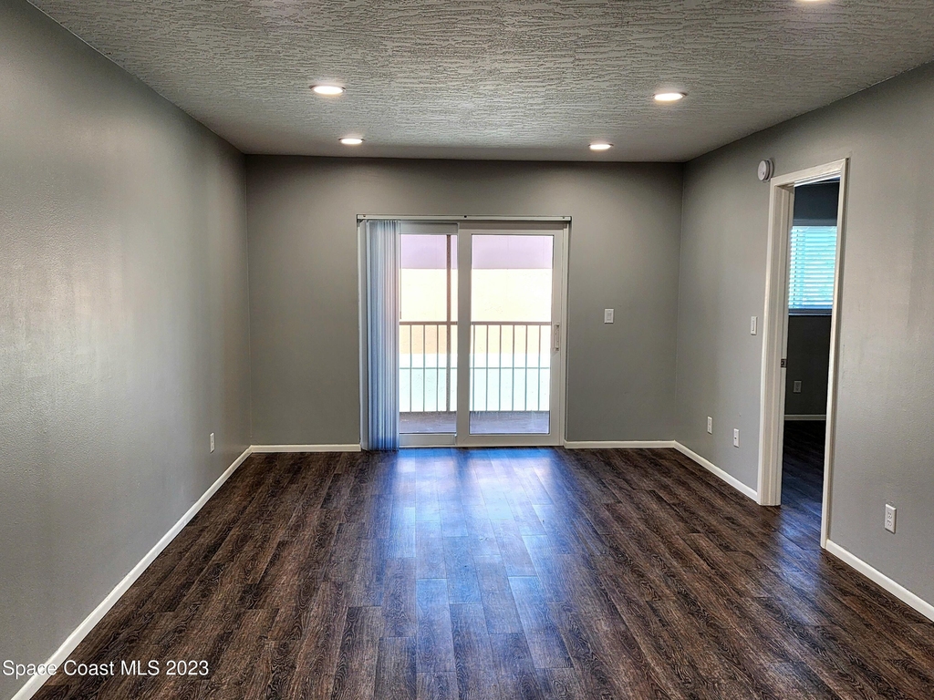 1710 University Lane - Photo 8