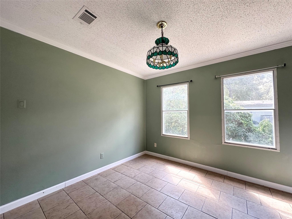 18143 Breezy Drive - Photo 20
