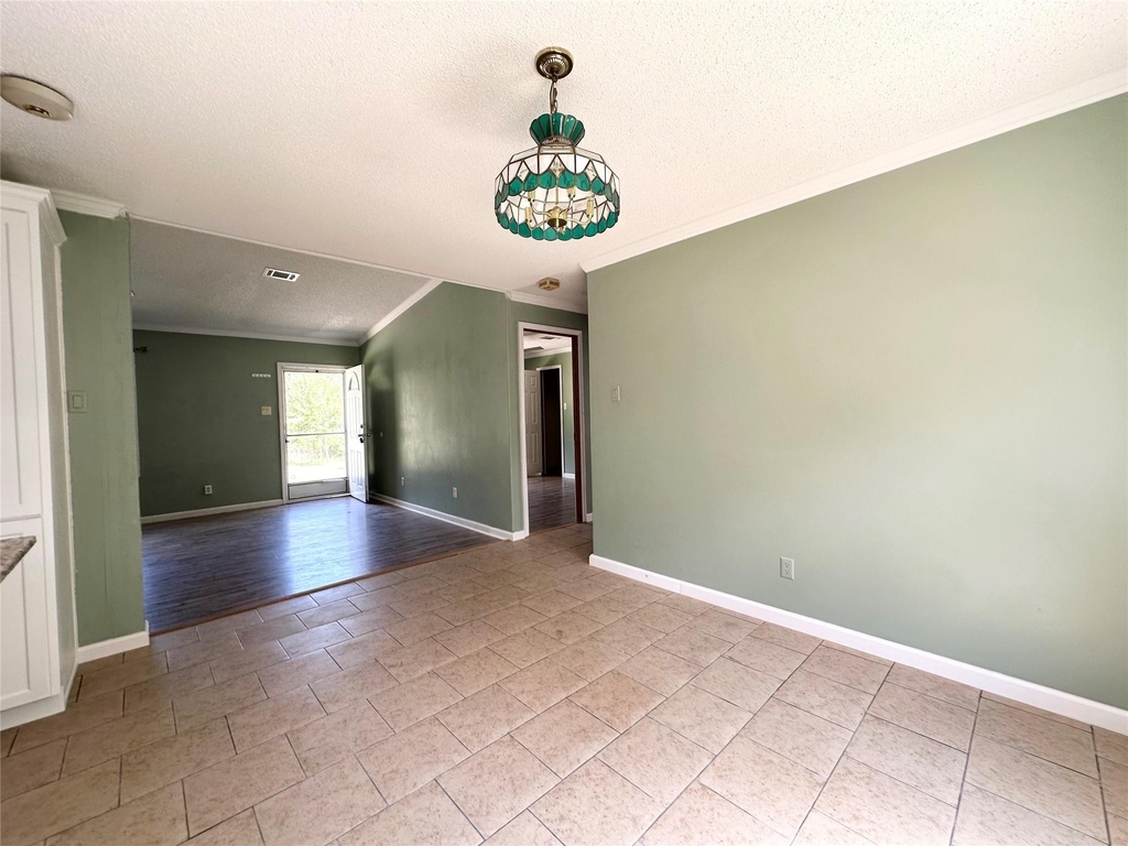 18143 Breezy Drive - Photo 18