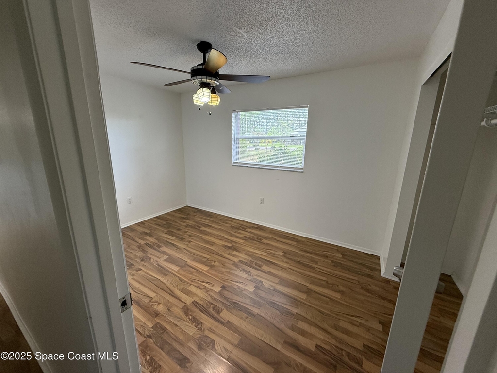 5425 Country Lane - Photo 5