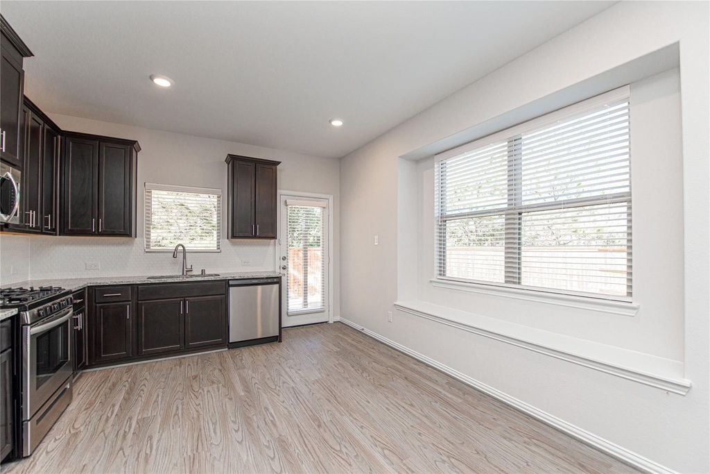 107 Silver Sky Court - Photo 10