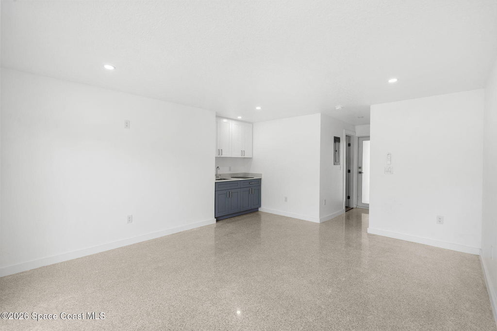 210 6th Avenue - Photo 10
