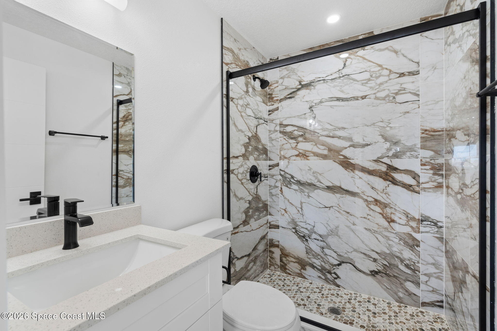 210 6th Avenue - Photo 7