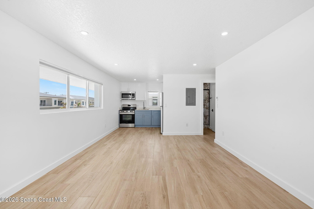 210 6th Avenue - Photo 10
