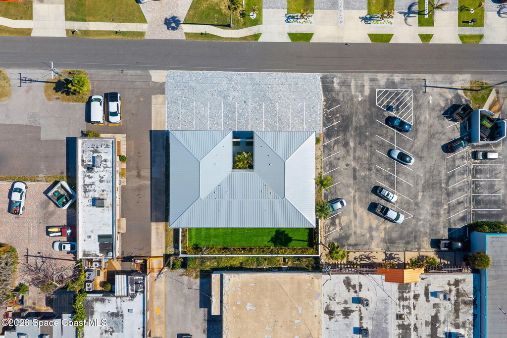 210 6th Avenue - Photo 15