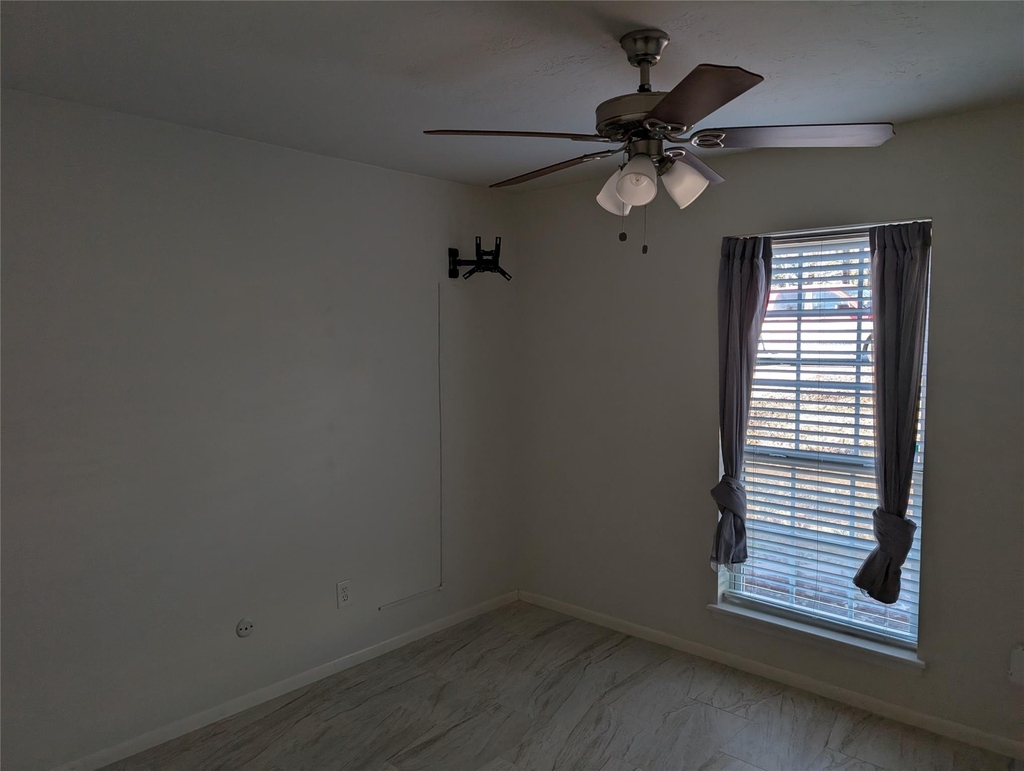 232 Parkhill - Photo 5
