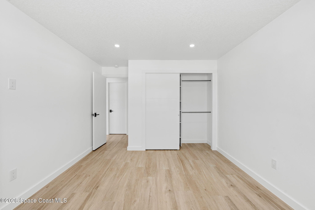 210 6th Avenue - Photo 12