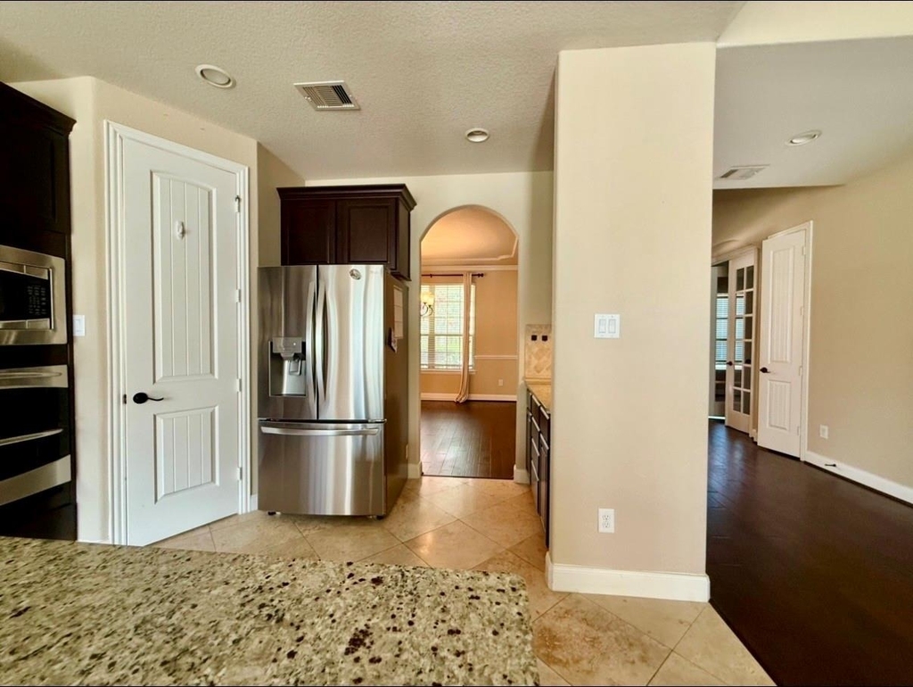 10314 Hatcher Dr - Photo 11