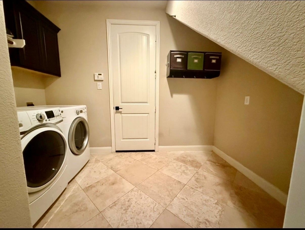 10314 Hatcher Dr - Photo 8