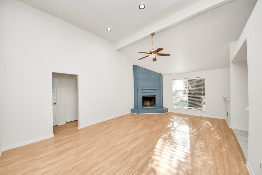 3611 Bee Bayou Lane - Photo 7