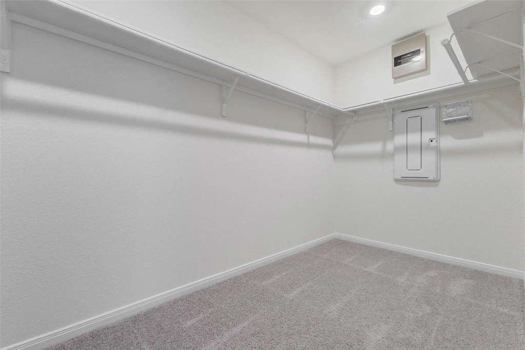 7706 Coral Key Drive - Photo 17