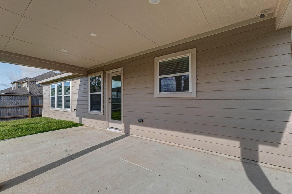 7706 Coral Key Drive - Photo 21