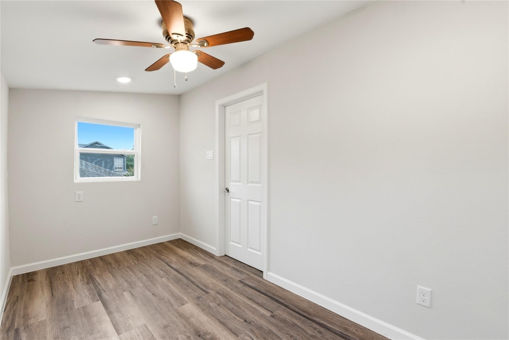 7010 Brownsville Street - Photo 21