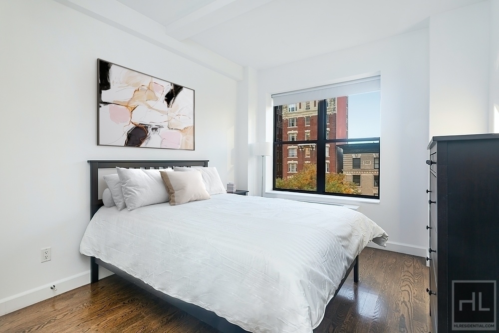 West 91st Street - Photo 0