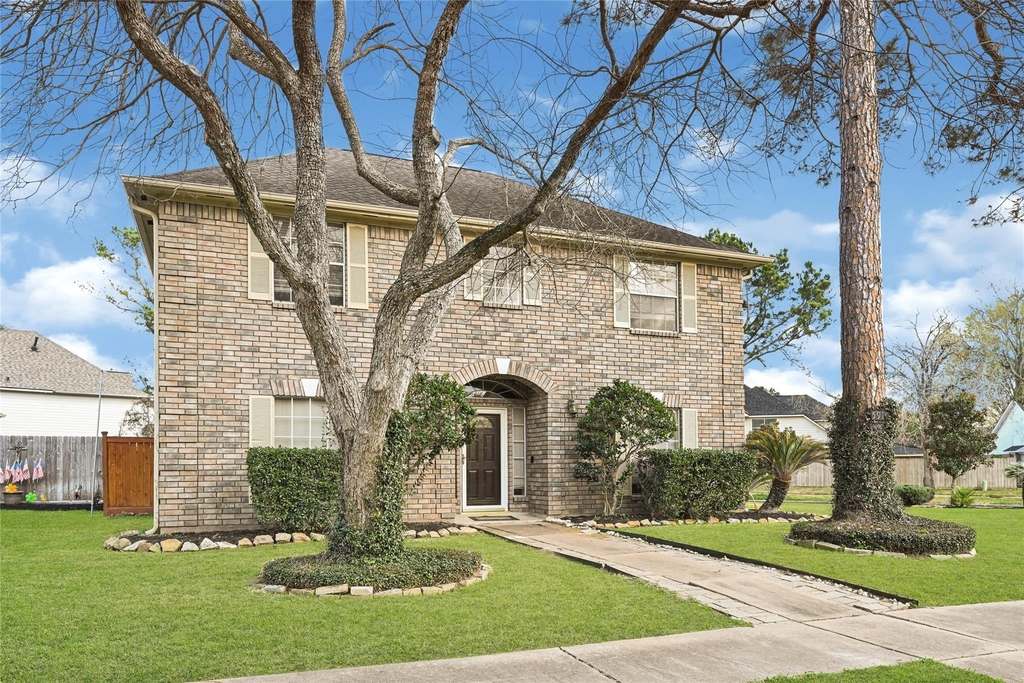5910 Rolff Lane - Photo 1