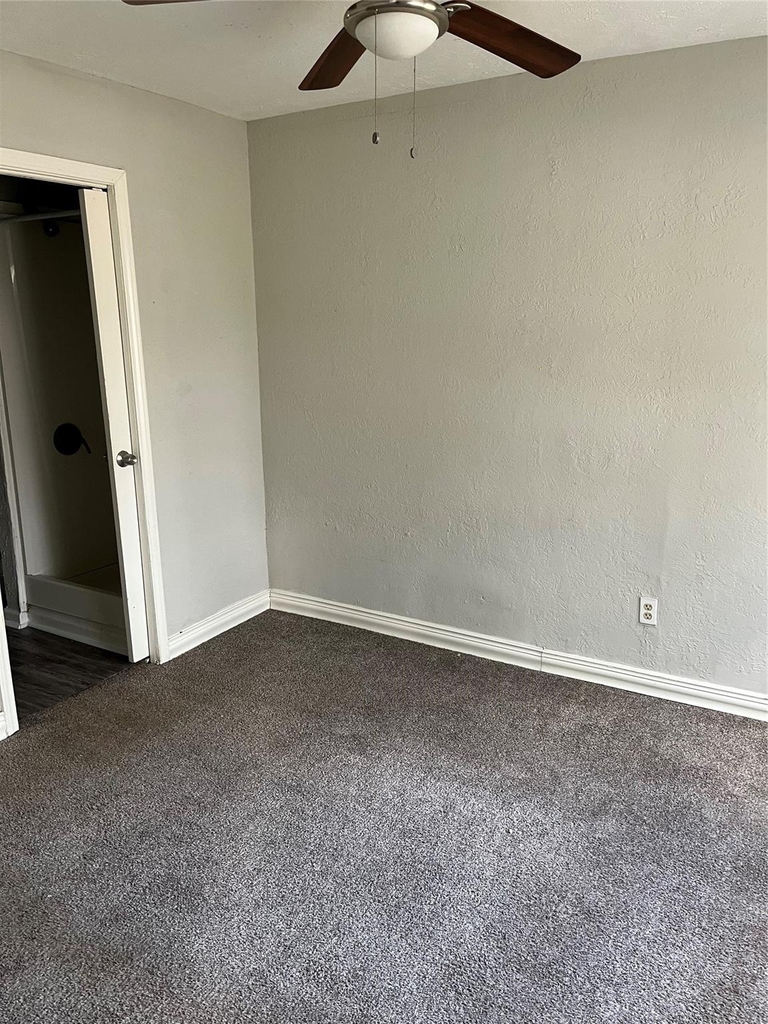 10533 Barnham Street - Photo 6