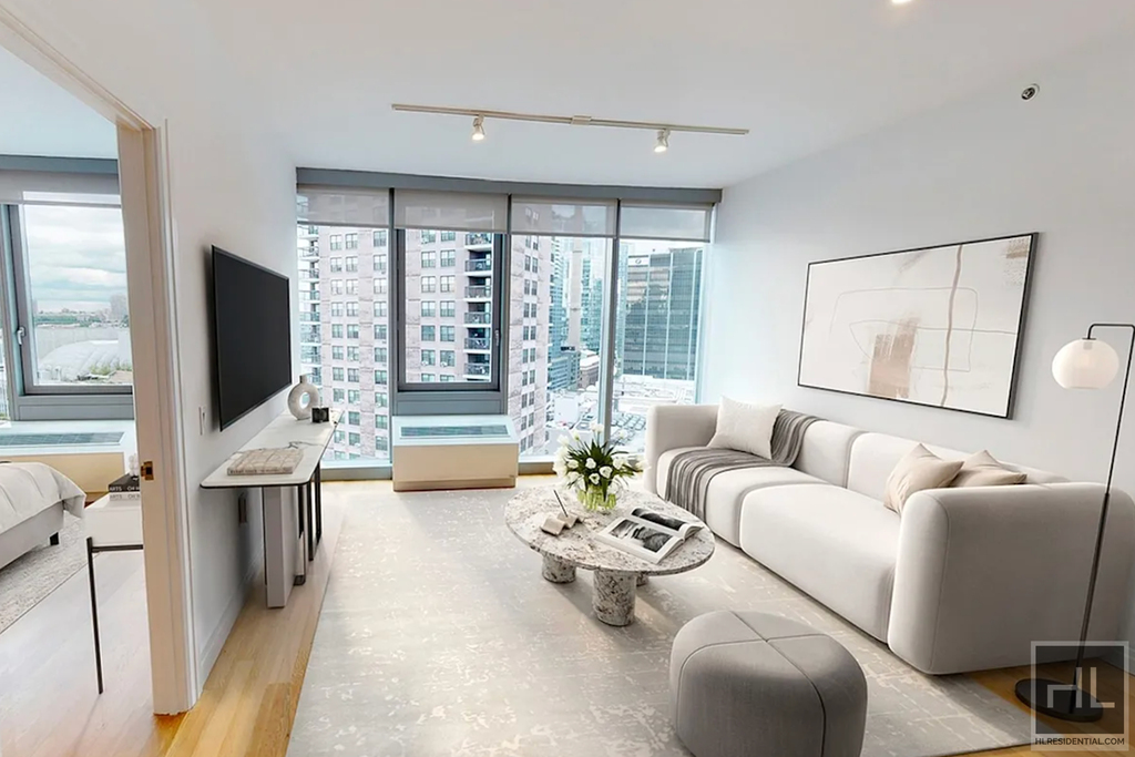 West 54th Street - Photo 1