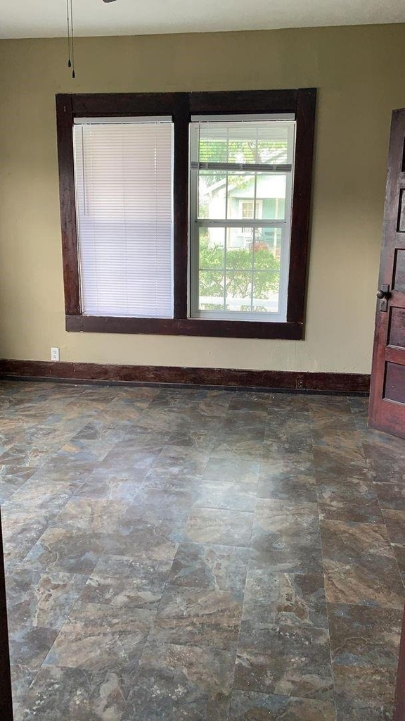 1140 Ewing Street - Photo 6