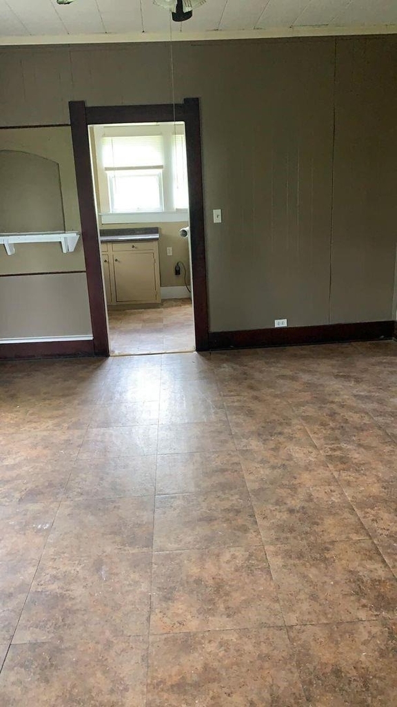 1140 Ewing Street - Photo 3