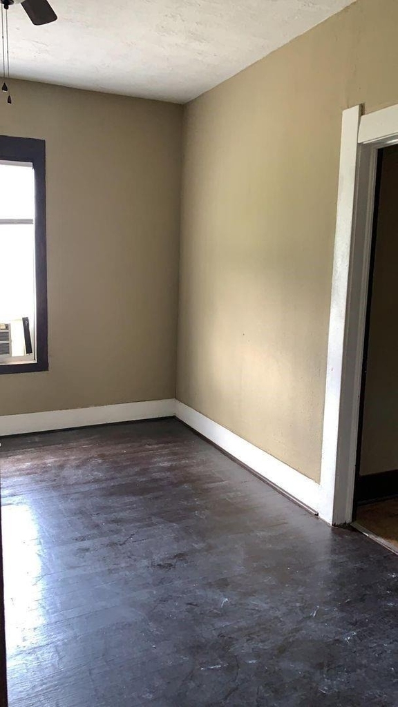 1140 Ewing Street - Photo 5