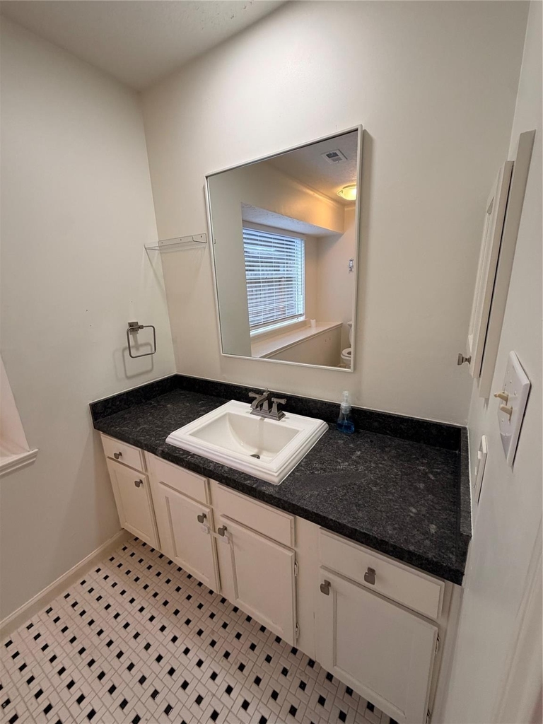 5211 Rivertree Lane - Photo 5
