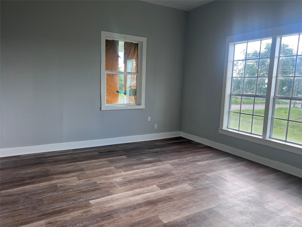 501 W Caney Street - Photo 11