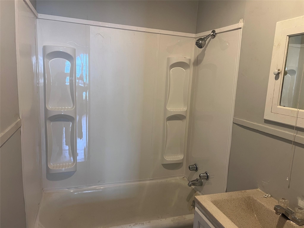 501 W Caney Street - Photo 12