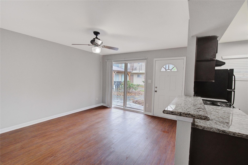 5701 Schumacher Lane - Photo 2