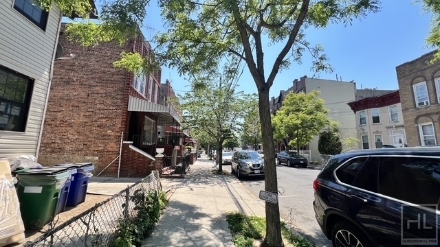 251 East 55 Street - Photo 15