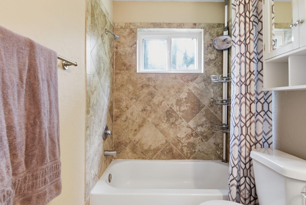 3008 Hunnington Drive - Photo 12